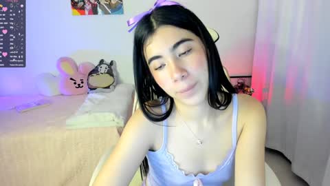 Snapshot of cyber_lizz chatting on 01-25-25, 01:43 Liz online show from 01-25-25, 01:43