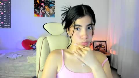 Snapshot of cyber_lizz chatting on 02-25-25, 12:25 Liz online show from 02-25-25, 12:25