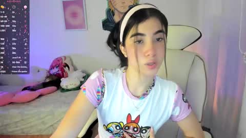 Snapshot of cyber_lizz chatting on 09-11-25, 02:11 Liz online show from 09-11-25, 02:11