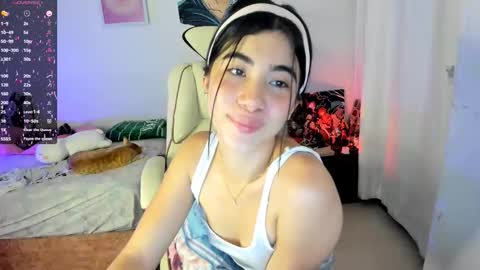 Snapshot of cyber_lizz chatting on 09-16-25, 12:11 Liz online show from 09-16-25, 12:11