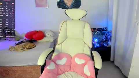 Snapshot of cyber_lizz chatting on 09-29-25, 11:09 Liz online show from 09-29-25, 11:09