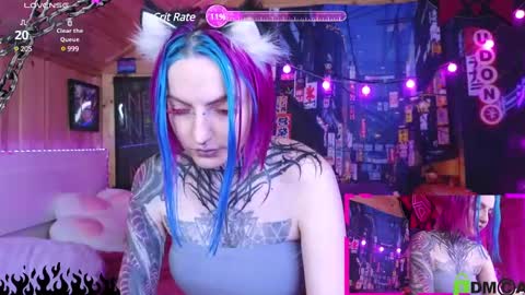 Snapshot of cybernekko chatting on 02-08-25, 04:25 Neko online show from 02-08-25, 04:25