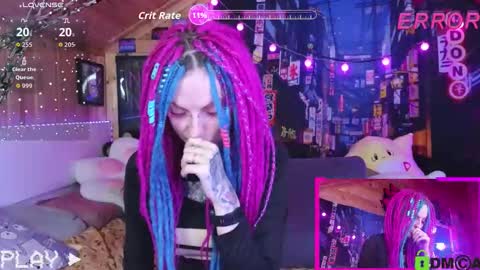 Snapshot of cybernekko chatting on 09-17-25, 05:53 Neko online show from 09-17-25, 05:53