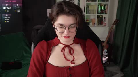 Helen Blossom online show from 12-25-24, 07:02