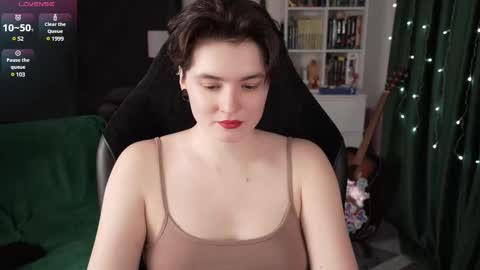 Helen Blossom online show from 02-23-25, 08:11