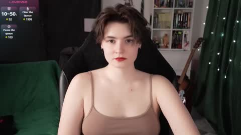 Helen Blossom online show from 03-07-25, 08:11