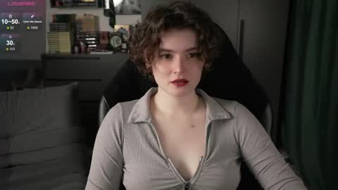 Helen Blossom online show from 04-16-26, 01:45