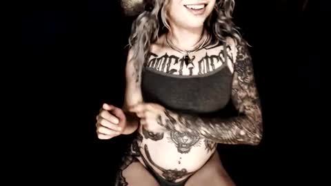 Nikki online show from 05-30-26, 01:52