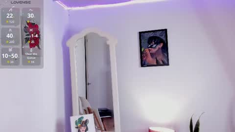 Snapshot of cylie_lee chatting on 07-09-26, 01:04 Cylie online show from 07-09-26, 01:04