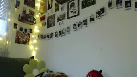 cypresskneez online show from 05-15-26, 02:13