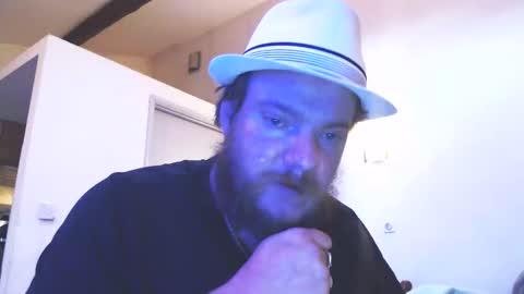 Cyrilhot88 online show from 05-19-26, 07:09