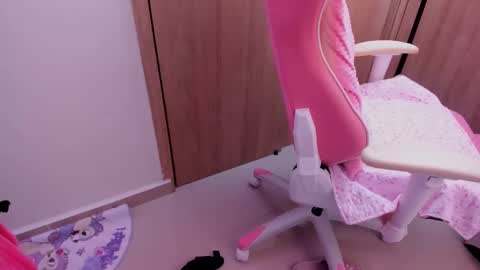 darling online show from 12-25-24, 07:57