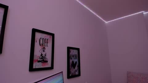 darling online show from 12-18-25, 06:52