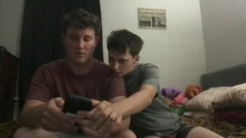 Snapshot of d_dart chatting on 09-26-25, 03:32 Aeboy12 online show from 09-26-25, 03:32