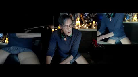 Snapshot of d_j_strokes chatting on 03-01-26, 04:42 Dave online show from 03-01-26, 04:42