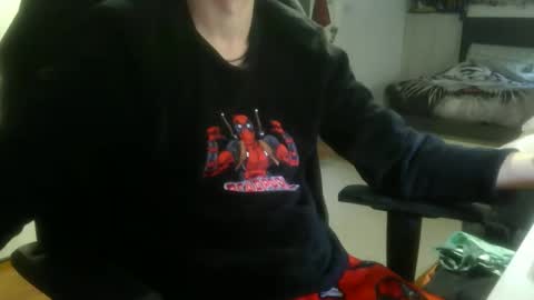 Snapshot of daaneel_ chatting on 12-22-25, 01:19 Dannel online show from 12-22-25, 01:19