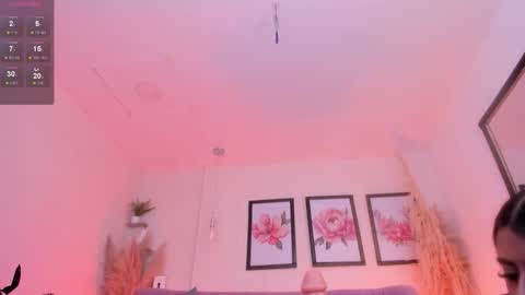 Daniela  online show from 12-19-25, 12:01