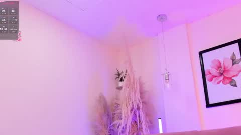Snapshot of daaniela_moon chatting on 07-12-26, 12:18 Daniela online show from 07-12-26, 12:18