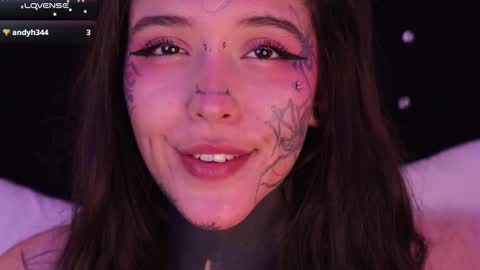 Snapshot of daarlene chatting on 02-21-25, 06:37 Darlene online show from 02-21-25, 06:37