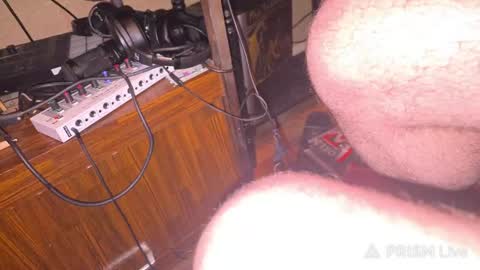 Snapshot of dablifefwb chatting on 05-21-26, 11:06 DabsBlonde blueeyed str8 FUnwhiteboyFWBBearded blueeyed bi FUnwhiteboy online show from 05-21-26, 11:06
