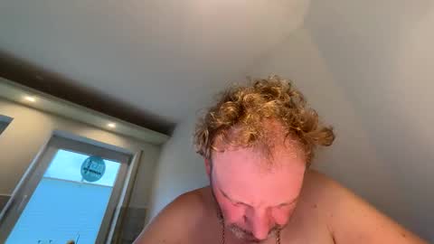 dachdecker7269 online show from 04-03-26, 05:38