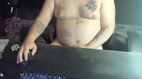 Snapshot of dadbodfatrod chatting on 03-03-25, 09:59 Daddy online show from 03-03-25, 09:59