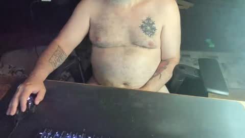 Snapshot of dadbodfatrod chatting on 09-13-25, 04:34 Daddy online show from 09-13-25, 04:34