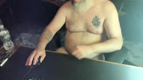 Snapshot of dadbodfatrod chatting on 10-19-25, 09:26 Daddy online show from 10-19-25, 09:26