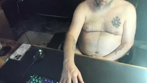 Snapshot of dadbodfatrod chatting on 11-13-25, 07:57 Daddy online show from 11-13-25, 07:57