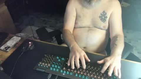 Snapshot of dadbodfatrod chatting on 12-02-25, 11:56 Daddy online show from 12-02-25, 11:56