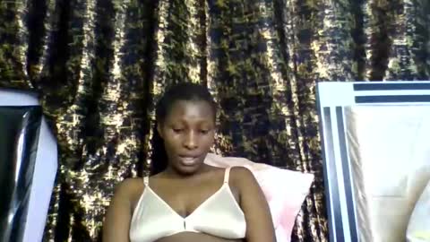 Snapshot of daddies_lover chatting on 05-16-26, 01:32 Goddess online show from 05-16-26, 01:32