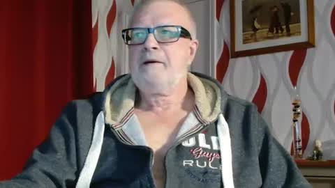 Snapshot of daddiescockforyou chatting on 12-02-24, 09:17 Brian ... online show from 12-02-24, 09:17