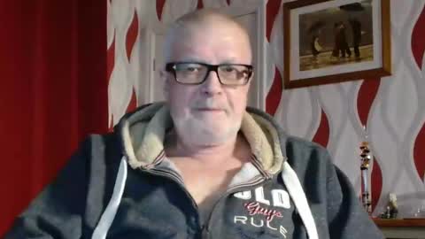 Snapshot of daddiescockforyou chatting on 12-04-24, 09:02 Brian ... online show from 12-04-24, 09:02