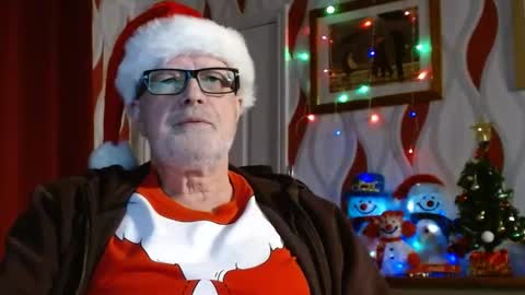 Snapshot of daddiescockforyou chatting on 12-23-24, 08:57 Brian ... online show from 12-23-24, 08:57