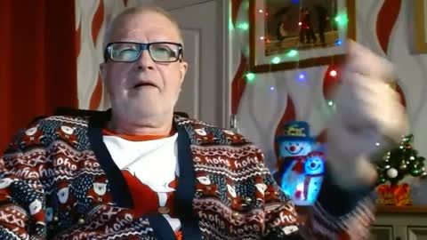 Snapshot of daddiescockforyou chatting on 12-24-24, 09:00 Brian ... online show from 12-24-24, 09:00