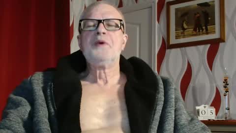 Snapshot of daddiescockforyou chatting on 01-05-25, 08:42 Brian ... online show from 01-05-25, 08:42