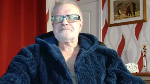 Snapshot of daddiescockforyou chatting on 01-30-25, 08:53 Brian ... online show from 01-30-25, 08:53