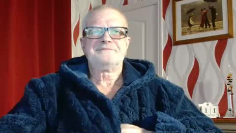 Brian ... online show from 02-11-25, 09:46