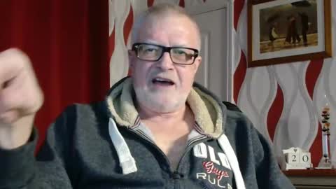 Snapshot of daddiescockforyou chatting on 02-20-25, 09:09 Brian ... online show from 02-20-25, 09:09