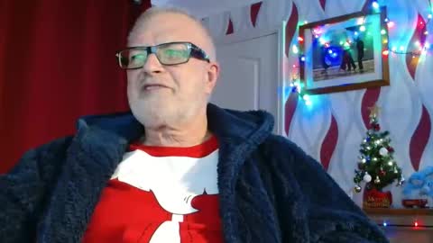 Brian ... online show from 12-22-25, 09:01