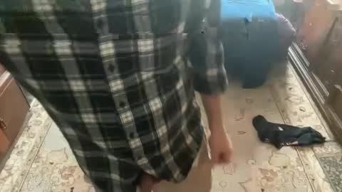 Snapshot of daddnextdoor chatting on 09-27-25, 04:01 daddnextdoor online show from 09-27-25, 04:01