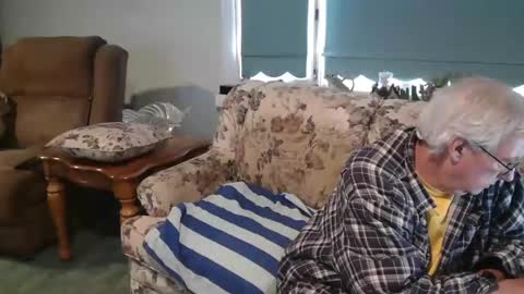 daddy0261 online show from 12-21-25, 05:42