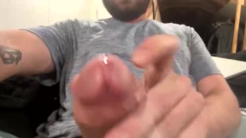 Snapshot of daddydic120402 chatting on 10-12-25, 01:21 daddydic120402 online show from 10-12-25, 01:21