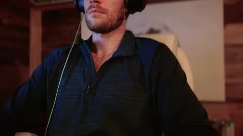 Leo online show from 12-28-24, 03:58