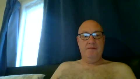 daddyhere4uall6 online show from 10-17-25, 07:00