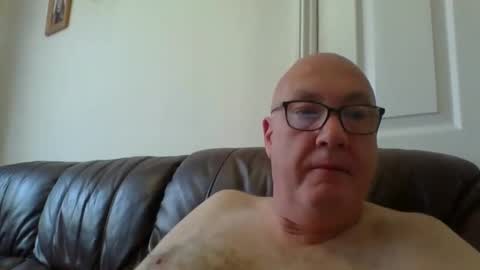 daddyhere4uall6 online show from 10-18-25, 08:26