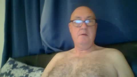 daddyhere4uall6 online show from 11-23-25, 08:14