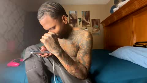 sexy tatted king bbc online show from 12-10-24, 07:37