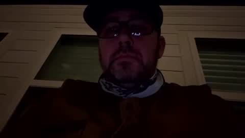 Snapshot of daddylong10inchinyou chatting on 12-21-25, 02:30 daddylong10inchinyou online show from 12-21-25, 02:30