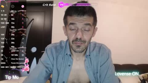 Snapshot of daddynextdoor86 chatting on 11-27-25, 06:04 daddynextdoor86 online show from 11-27-25, 06:04